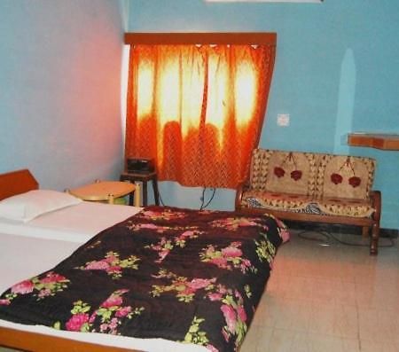 Hotel Yogi Lodge Κχατζουράχο Εξωτερικό φωτογραφία
