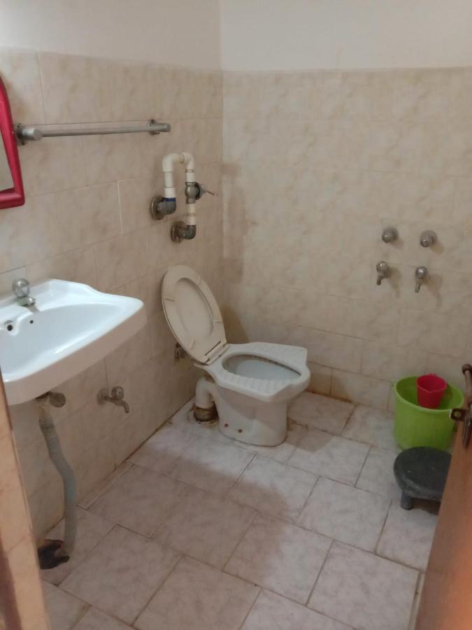 Hotel Yogi Lodge Κχατζουράχο Εξωτερικό φωτογραφία