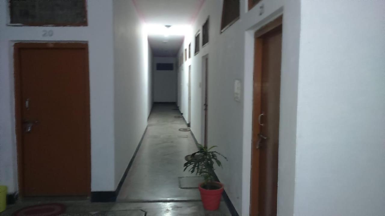 Hotel Yogi Lodge Κχατζουράχο Εξωτερικό φωτογραφία