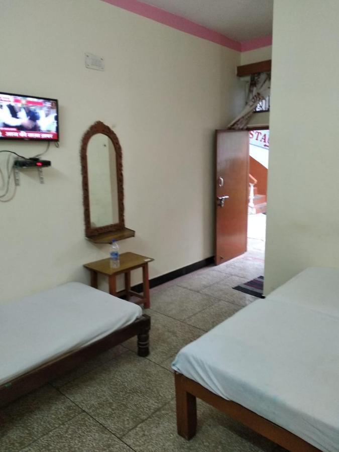 Hotel Yogi Lodge Κχατζουράχο Εξωτερικό φωτογραφία