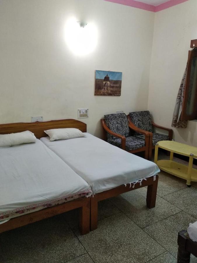 Hotel Yogi Lodge Κχατζουράχο Εξωτερικό φωτογραφία
